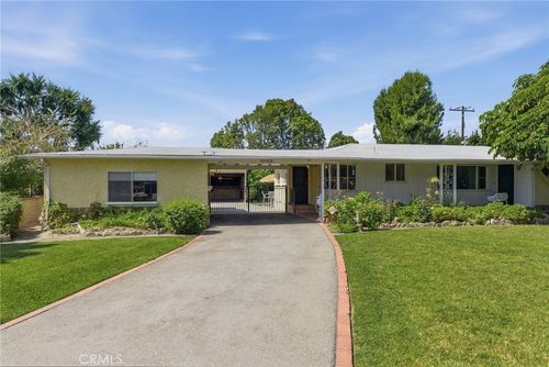 8104 Valdina Drive, Downey, CA, 90240 | Card Image