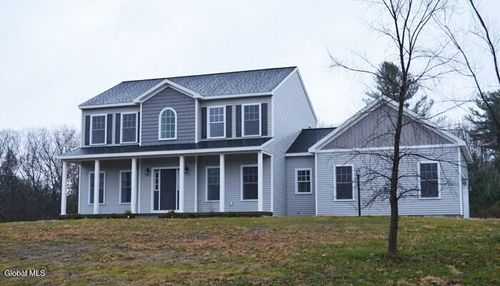 2 Lake Ave, Averill Park, NY, 12018 | Card Image