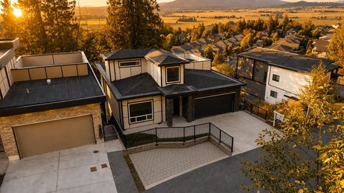 3-5988 Lindeman St, Chilliwack, BC, V2R6C1 | Card Image