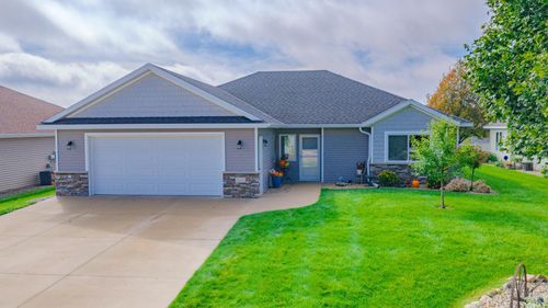 1621 19th Ave Nw, Willmar, MN, 56201-2278 | Card Image