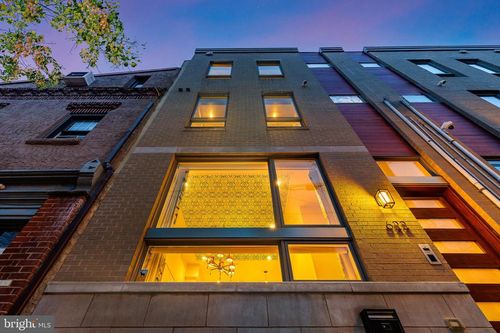 622 S 7th St, PHILADELPHIA, PA, 19147-2127 | Card Image