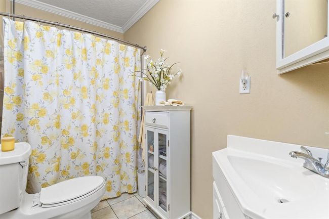 4859 Cleveland Ave, House other with 4 bedrooms, 3 bathrooms and 4 parking in Groves TX | Image 18
