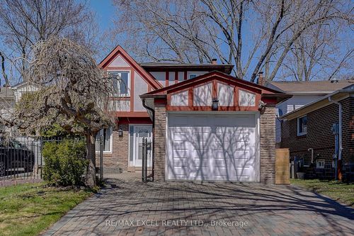 28 Holsworthy Cres, Thornhill, ON, L3T4C6 | Card Image