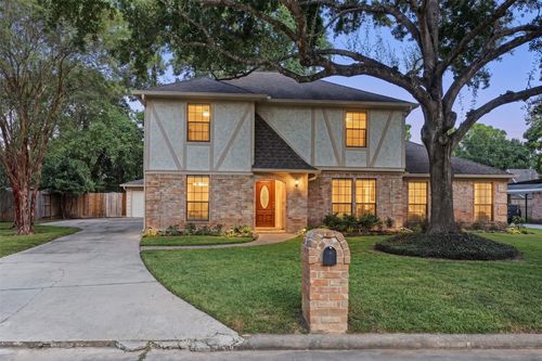 5522 Woodville Ln, Spring, TX, 77379-7951 | Card Image