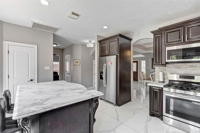 Stainless steel appliances | Image 15