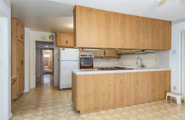10140 Cozycroft Ave, House other with 4 bedrooms, 3 bathrooms and 2 parking in Chatsworth CA | Image 11