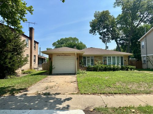 8735 Hamlin Ave, Skokie, IL, 60076-2211 | Card Image