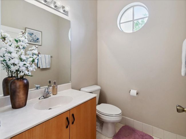 12468 Sw 44 Th Ct, Townhouse with 3 bedrooms, 3 bathrooms and null parking in Miramar FL | Image 12