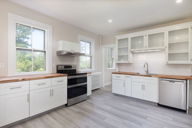 33 Granite Ave, House other with 5 bedrooms, 2 bathrooms and null parking in Canaan CT | Image 11