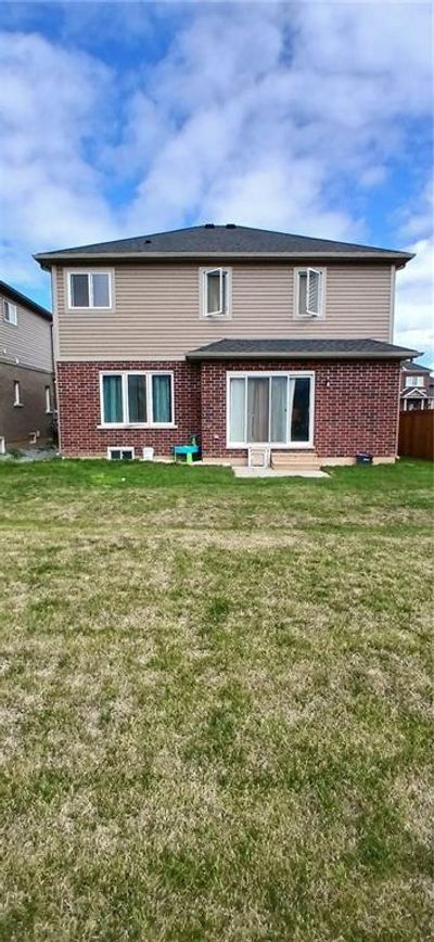 4256 Shuttleworth Dr, House other with 4 bedrooms, 2 bathrooms and 4 parking in Niagara Falls ON | Image 2