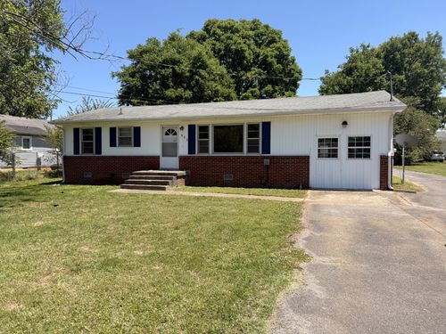 903 Shelbyview Dr, Shelbyville, TN, 37160-4338 | Card Image