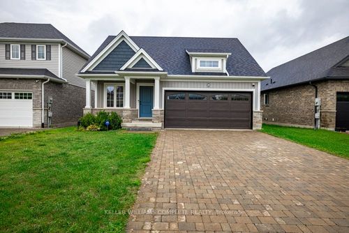 18 Secord St, Thorold, ON, L2V0E9 | Card Image
