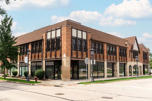unit-2-264 E Kenilworth Ave, Villa Park, IL, 60181-5502 | Card Image