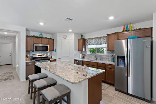 9306 N Agave Gold Road, Tucson, AZ, 85742 | Card Image