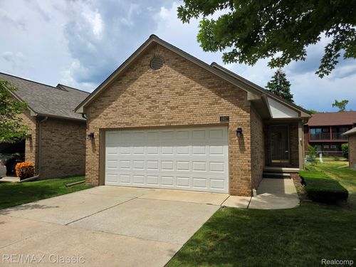 suite-100-3937 Sunflower Lane, Warren, MI, 48091 | Card Image