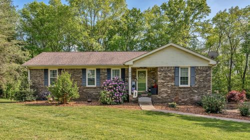 404 Patricia Dr, Ashland City, TN, 37015-9756 | Card Image