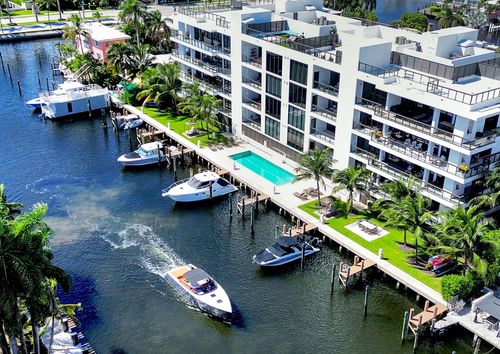 ph3-30 Isle Of Venice Dr, Fort Lauderdale, FL, 33301-2570 | Card Image