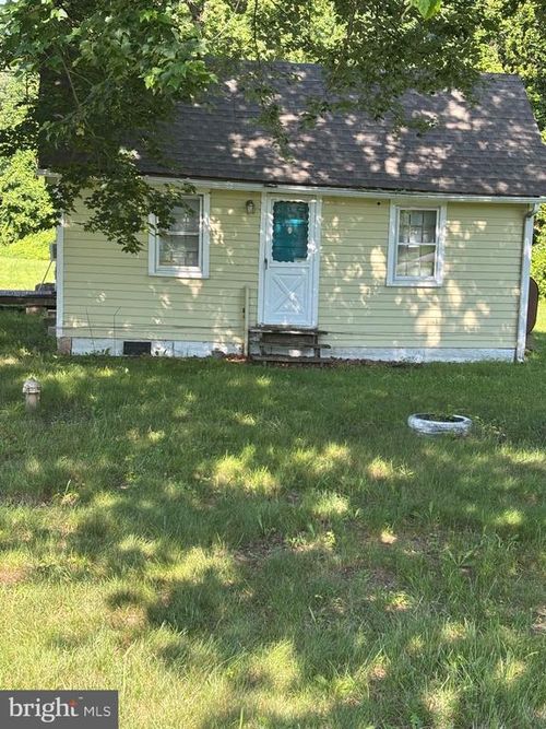 4273 Dupont Pkwy, TOWNSEND, DE, 19734-9729 | Card Image