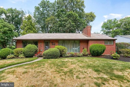 127 Ridgeview Dr, MARYSVILLE, PA, 17053-1006 | Card Image