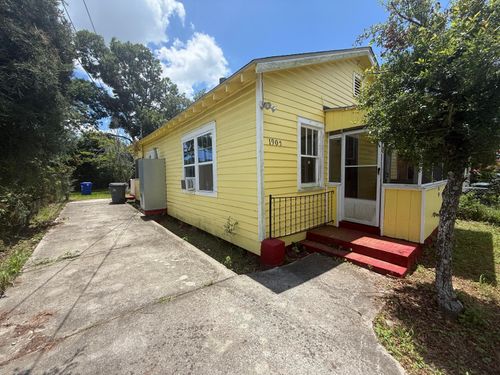 1905 English St, North Charleston, SC, 29405-8042 | Card Image