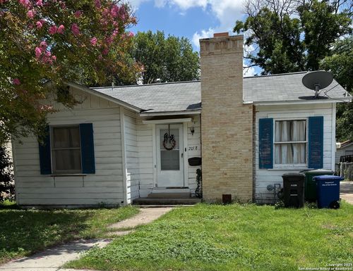 2018 Santa Barbara, San Antonio, TX, 78201-3945 | Card Image