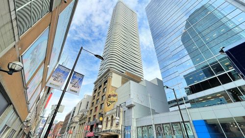5905-197 Yonge St, Toronto, ON, M5B0C1 | Card Image