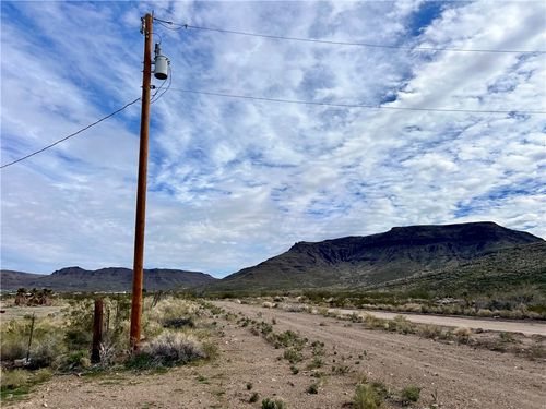 00 W Shipp Dr, Golden Valley, AZ, 86413 | Card Image