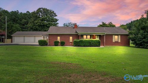 18330 Mooresville Rd, Athens, AL, 35613-5418 | Card Image