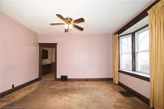 227 Waterloo St N, House other with 4 bedrooms, 1 bathrooms and 2 parking in Cambridge ON | Image 12