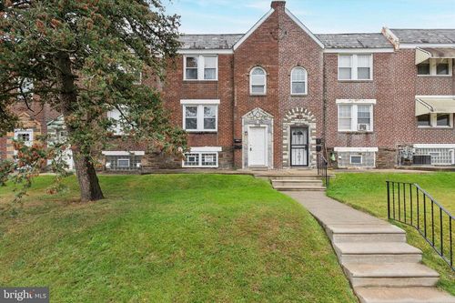 7520 Thouron Ave, Philadelphia, PA, 19150-2206 | Card Image