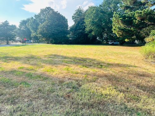 300 Mcdoniel St, Tuckerman, AR, 72473-9128 | Card Image