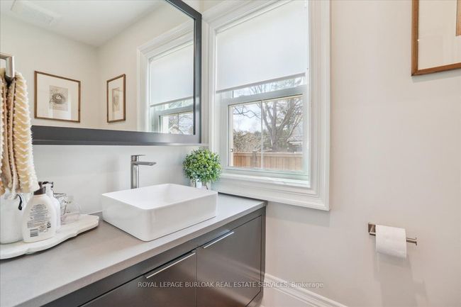 524 Locust St, Home with 0 bedrooms, 2 bathrooms and null parking in Burlington ON | Image 21