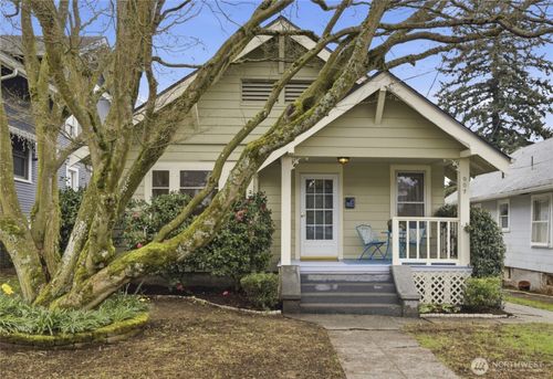 907 Nw 61st St, Seattle, WA, 98107-2855 | Card Image