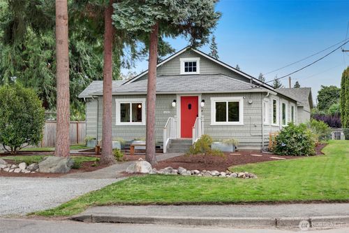 16003 15th Ave Sw, Burien, WA, 98166-2851 | Card Image