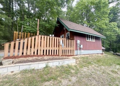 3863 Crocketts Cove Rd, Wytheville, VA, 24382-4887 | Card Image