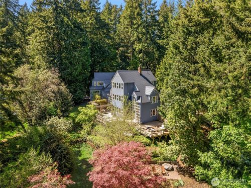 6420 Ne Tara Ln, Bainbridge Island, WA, 98110-2009 | Card Image