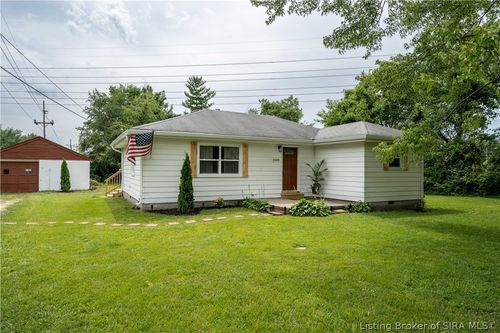 3409 Stenger Ln, Jeffersonville, IN, 47130-9719 | Card Image