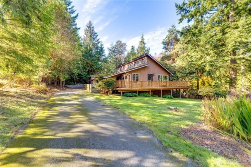 2872 Hi Crest Rd, Langley, WA, 98260-9768 | Card Image