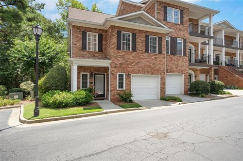 3-2570 Oglethorpe Cir Ne, Brookhaven, GA, 30319-6602 | Card Image
