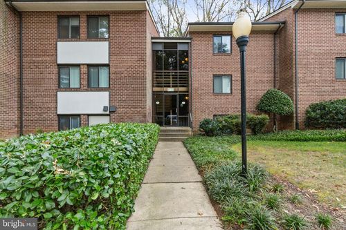 apt-1a-1532 Northgate Sq, RESTON, VA, 20190-3768 | Card Image