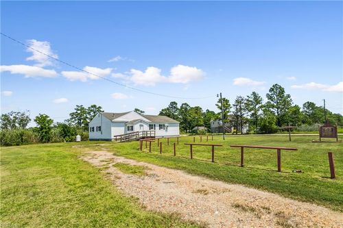 10323 Maryus Rd, Hayes, VA, 23072-4133 | Card Image