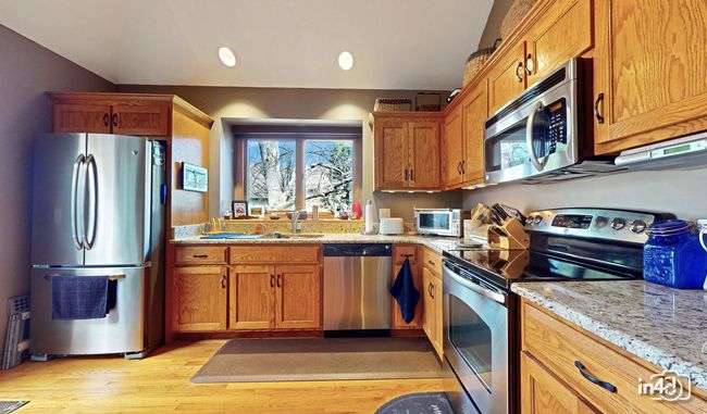 2232 Durand Dr, Townhouse with 2 bedrooms, 2 bathrooms and 2 parking in Downers Grove IL | Image 23