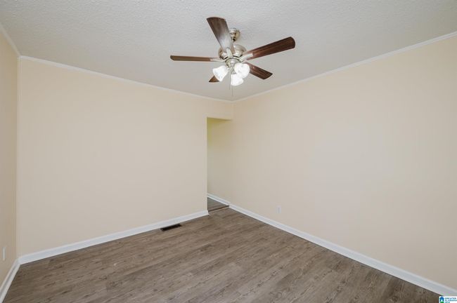 2033 E Lake Blvd, House other with 3 bedrooms, 2 bathrooms and null parking in TARRANT AL | Image 17