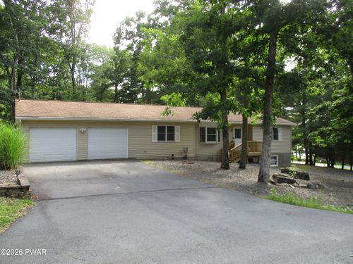 124 Claudine Ln, Dingmans Ferry, PA, 18328-3122 | Card Image