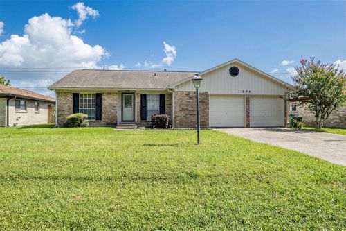 206 Kelly Ln, Baytown, TX, 77521-4212 | Card Image