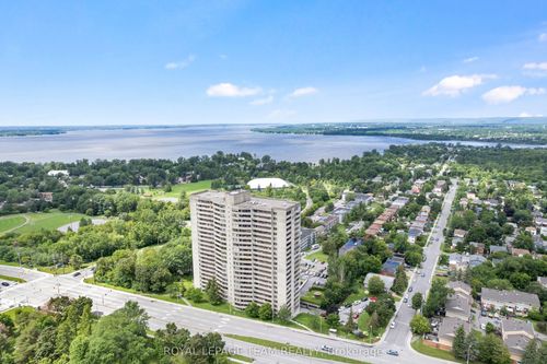 1402 - 415 Greenview Ave, Condo with 2 bedrooms, 1 bathrooms and null parking in Ottawa ON | Card Image
