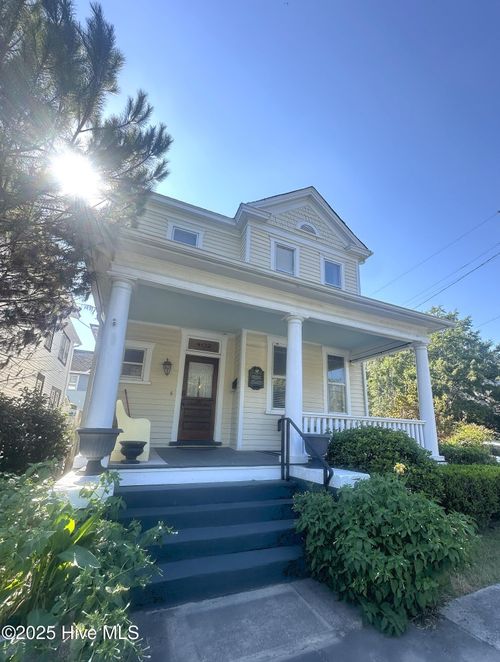 402 S 5th Ave, Wilmington, NC, 28401-5110 | Card Image