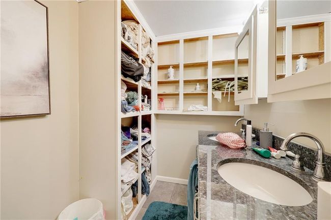 402 Pine St, House other with 3 bedrooms, 2 bathrooms and null parking in Blackburn MO | Image 5