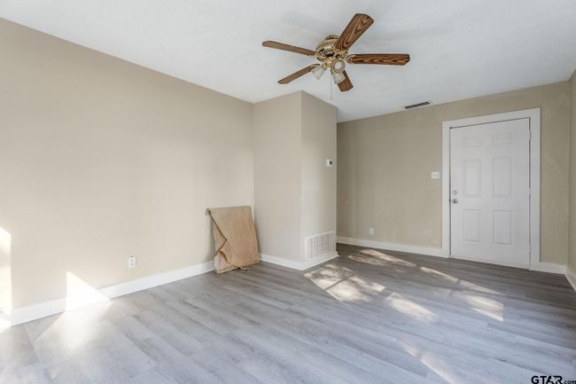 821 &amp; 827 Shaw (7 Units), Home with 0 bedrooms, 0 bathrooms and null parking in Tyler TX | Image 11