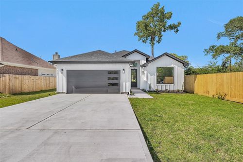 6334 Roughlock St, Houston, TX, 77016-1333 | Card Image